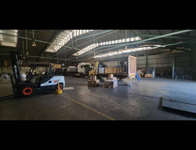 INDUSTRIAL PROPERTY TO RENT IN CLAYVILLE